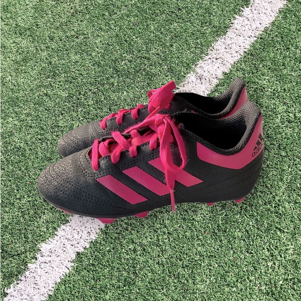Adidas Child Soccer Cleats Size 13